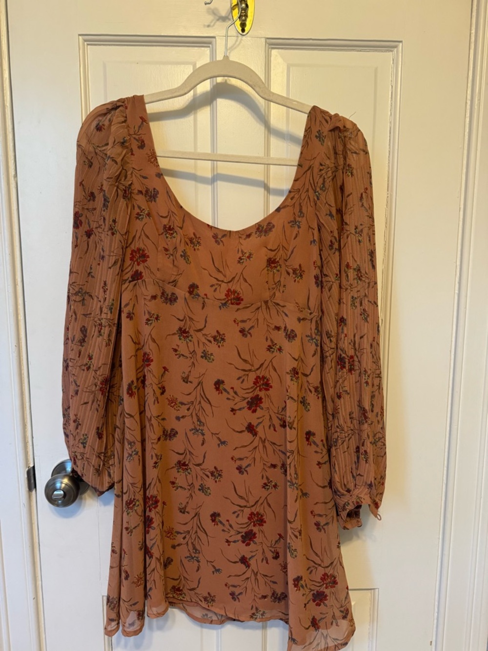 Women’s Floral Scoop Neck Long Sleeve Dress - Rust